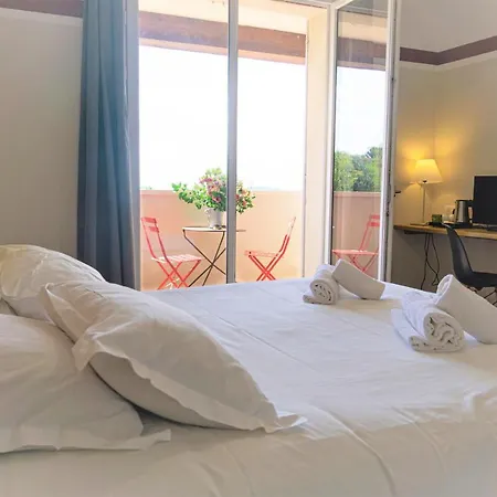 La Maison Des Ocres - Provence Hotel 3*