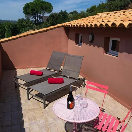 La Maison Des Ocres - Provence 3*