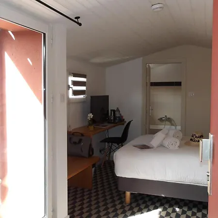 La Maison Des Ocres - Provence 3*