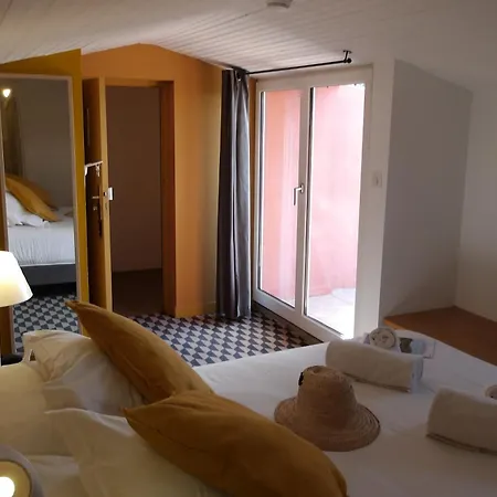 La Maison Des Ocres - Provence 3*
