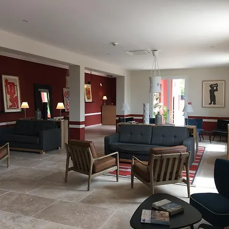 Hotel La Maison Des Ocres - Provence 3*