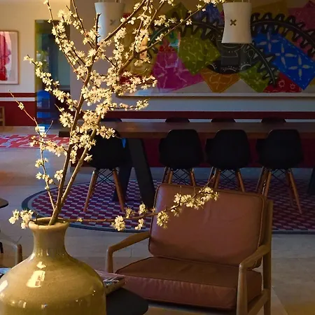 Hotel La Maison Des Ocres - Provence 3*
